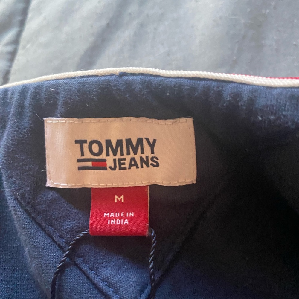 Tommy Hilfiger crop top